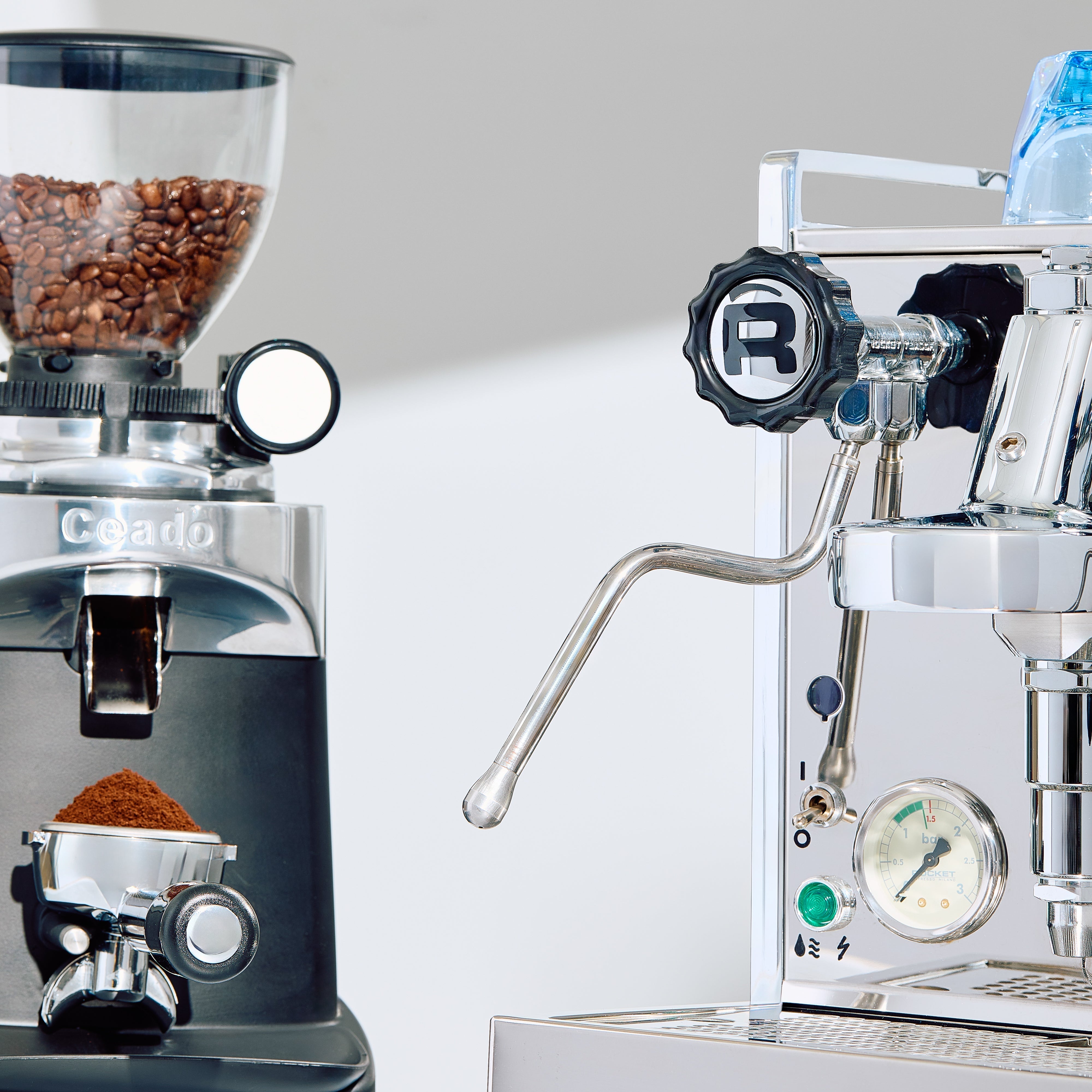 Refurbished Rocket Espresso Mozzafiato Cronometro V Espresso Machine – image 10 of 16