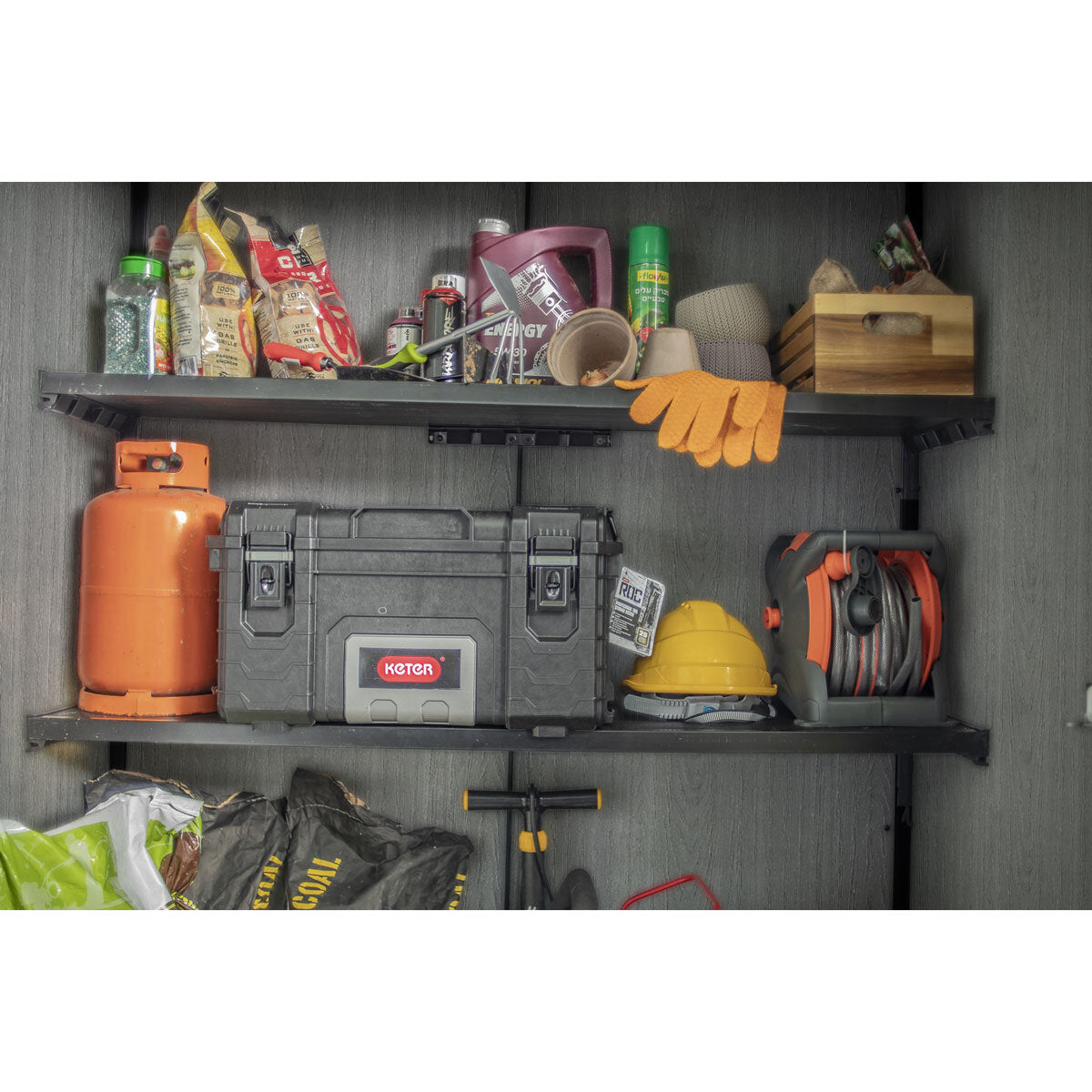 Keter Ashwood Signature Alto 4ft 6" x 2ft 4" (1.4 x 0.7m) 1,415 Litre Vertical Storage Shed with Shelves – image 4 of 7