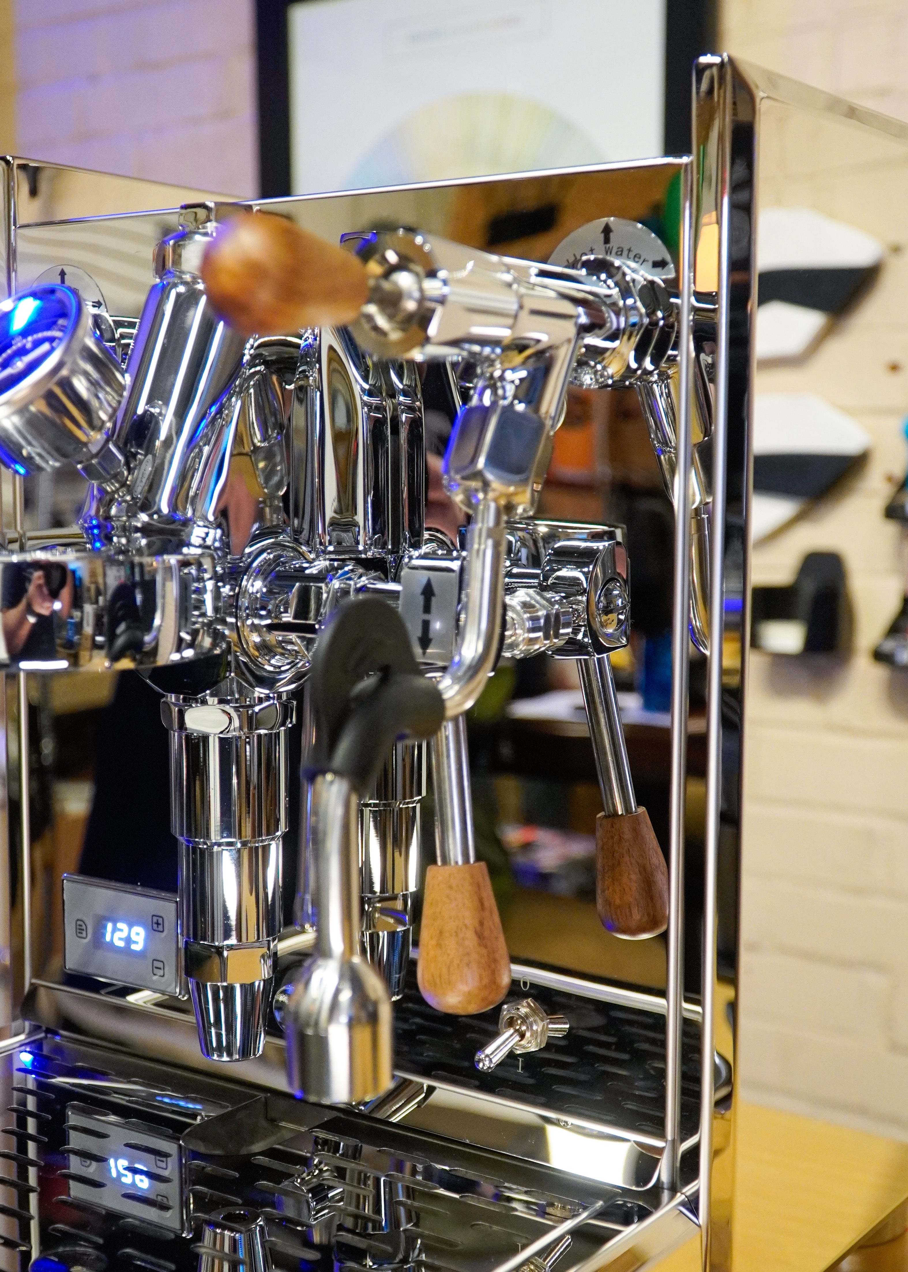 Turin Gallatin V HX Espresso Machine with PID – image 7 of 59