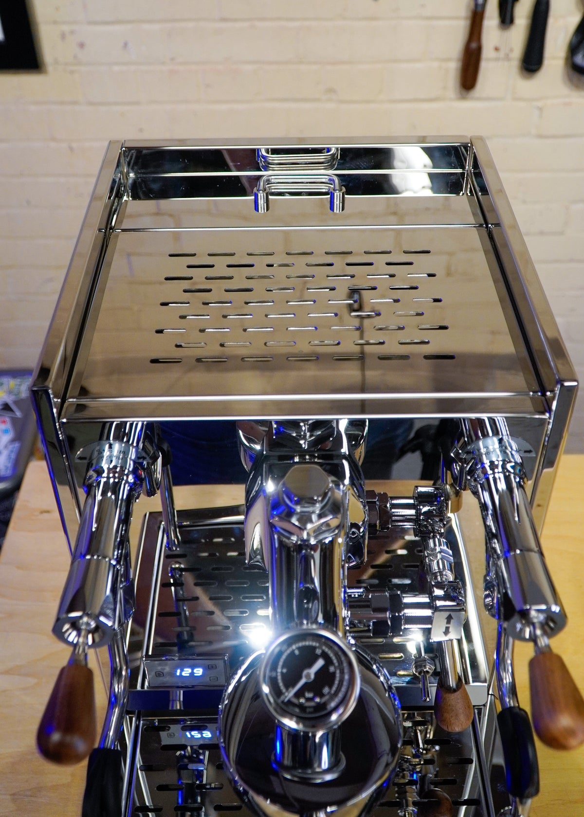 Turin Gallatin V HX Espresso Machine with PID – image 44 of 59