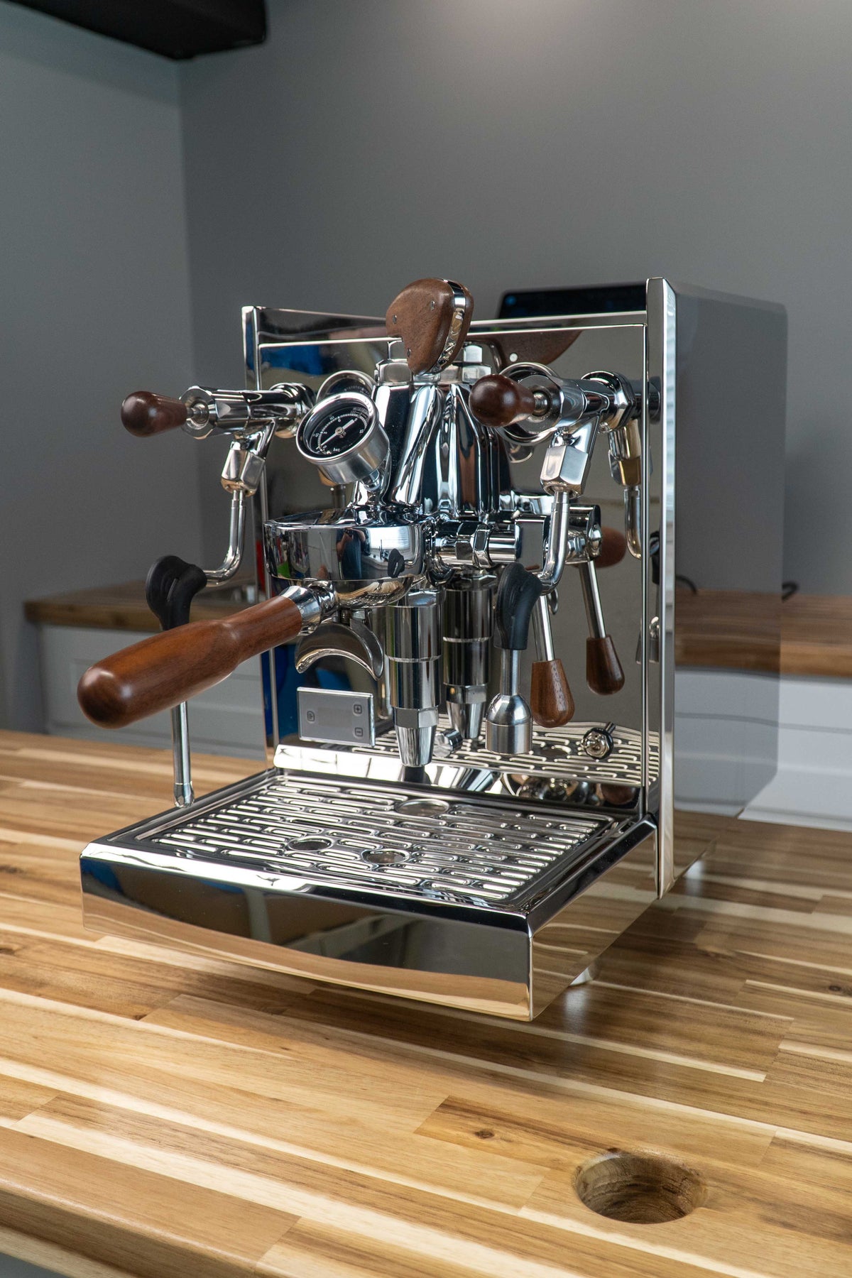 Turin™ Gallatin DB - Dual Boiler Espresso Machine with PID – image 17 of 20