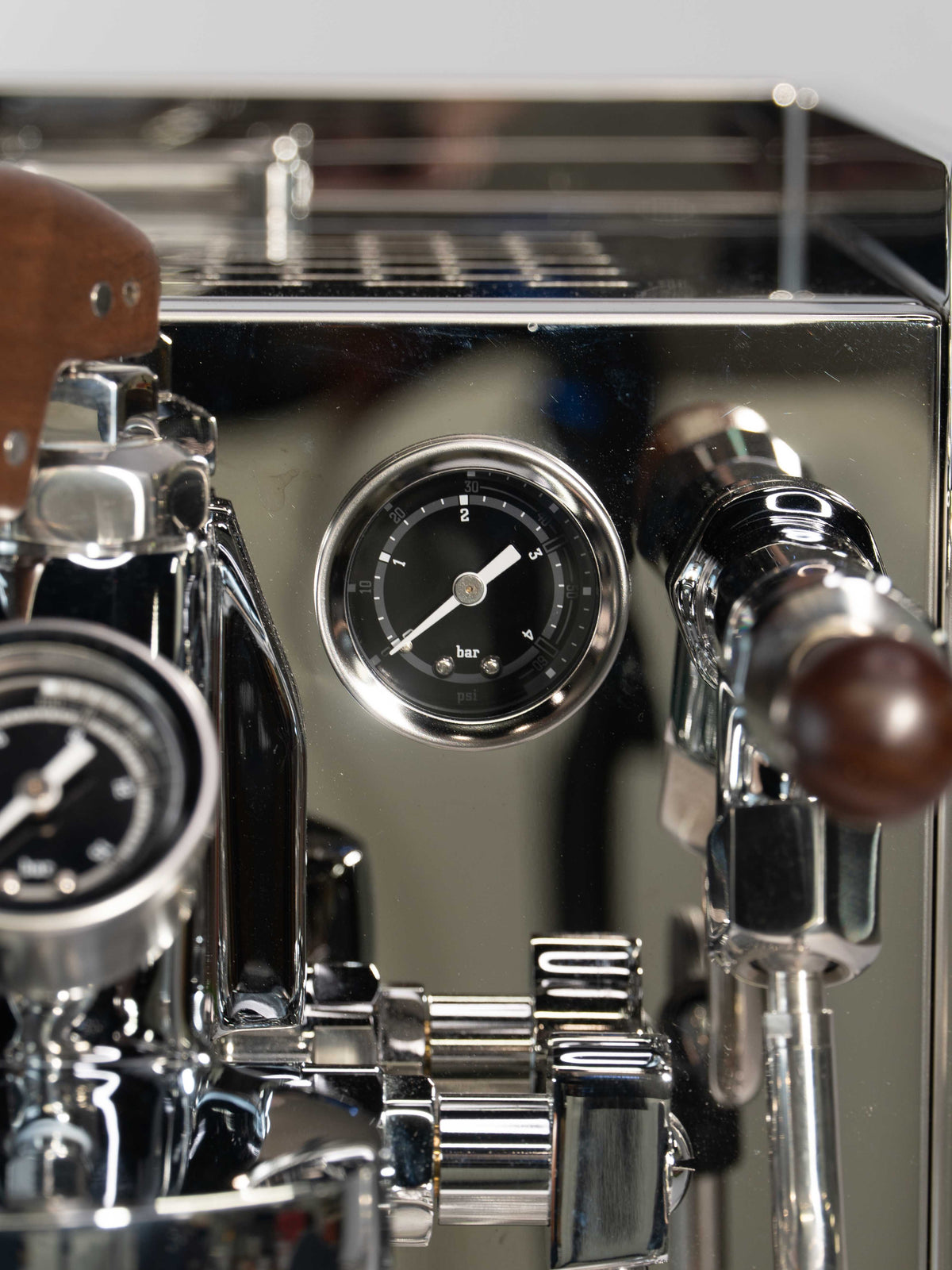 Turin™ Gallatin DB - Dual Boiler Espresso Machine with PID – image 8 of 20