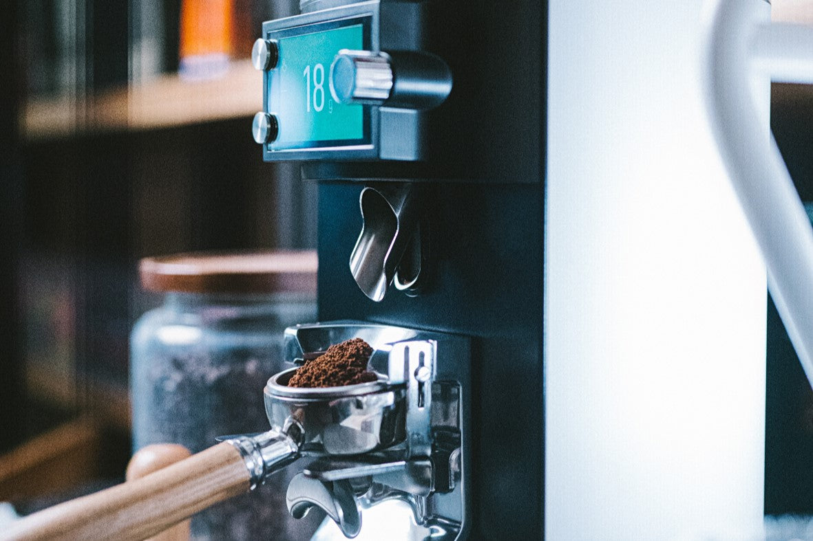 Mahlkonig E65W Grind-by-Sync Espresso Grinder – image 13 of 16