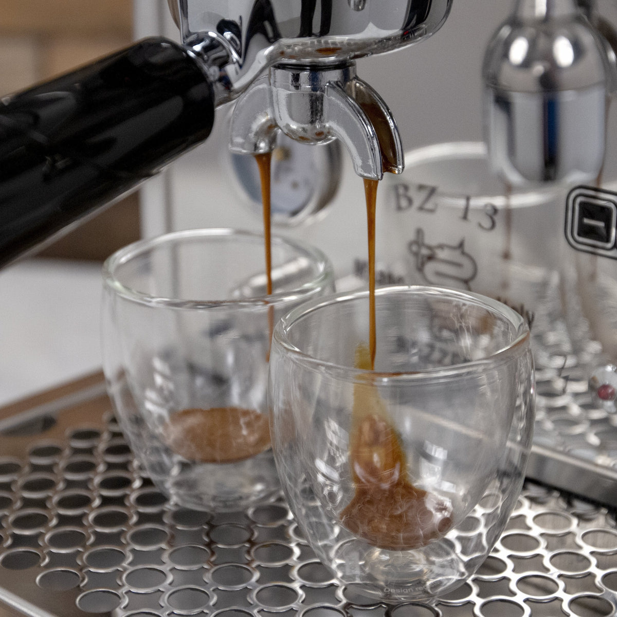 Refurbished Bezzera BZ13 DE Espresso Machine – image 7 of 14