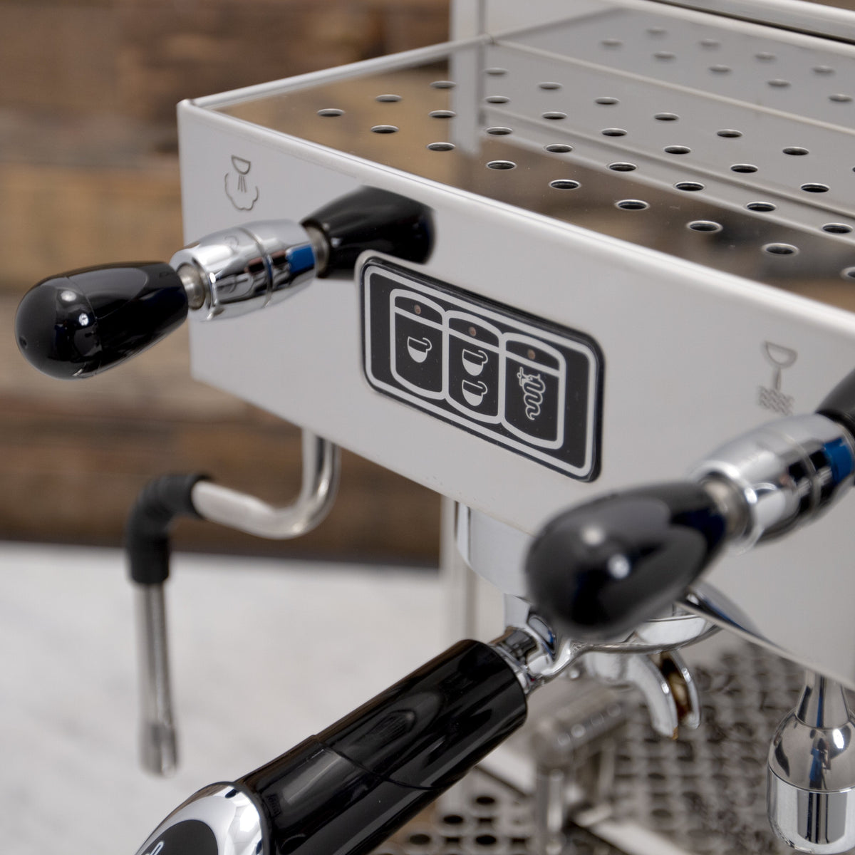 Refurbished Bezzera BZ13 DE Espresso Machine – image 4 of 14
