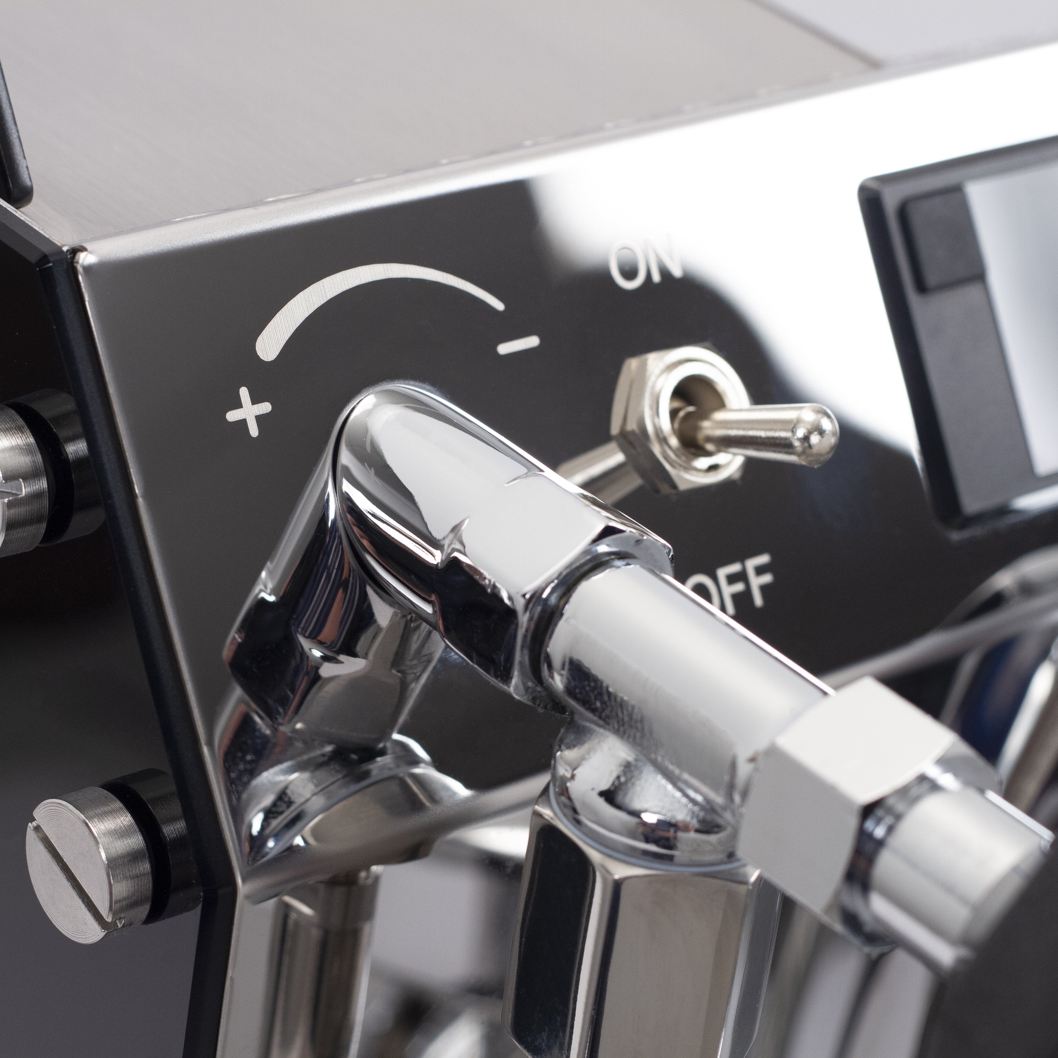 Crem ONE HX PID Espresso Machine – image 9 of 17