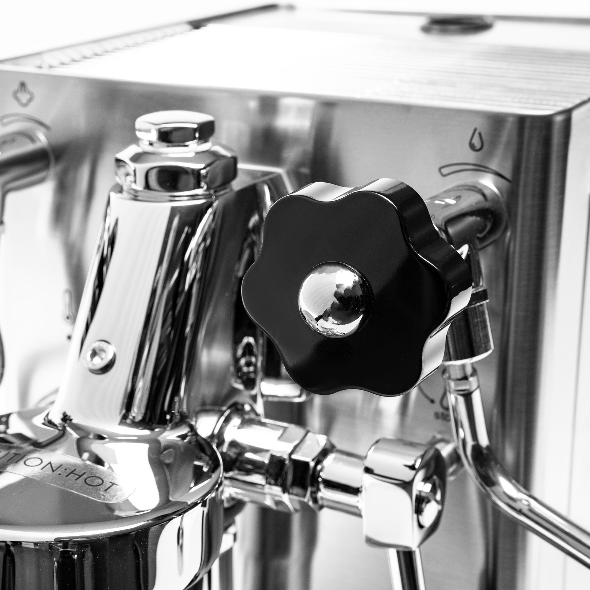 Lelit Mara X Heat Exchanger Espresso Machine – image 5 of 32