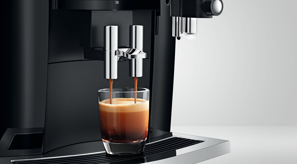 JURA S8 Super-Automatic Espresso Machine – image 11 of 33