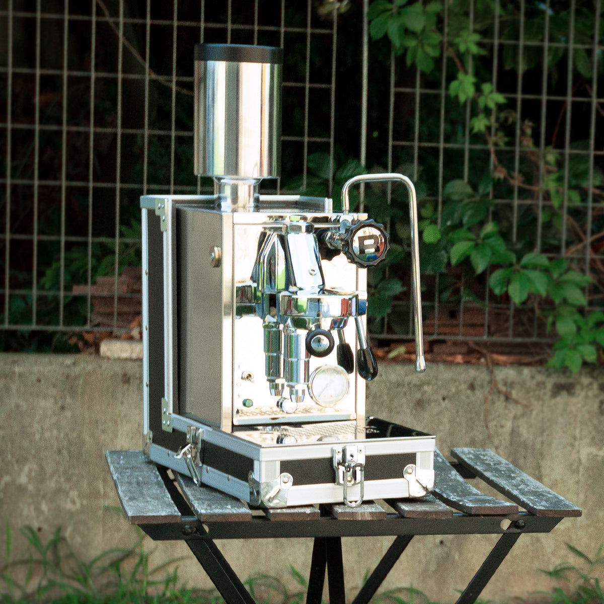 Refurbished Rocket Espresso Porta Via Portable Espresso Machine – image 2 of 10