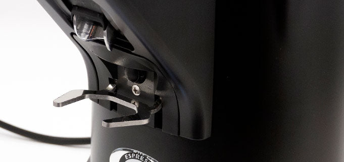 Eureka Zenith 65E High Speed Espresso Grinder in Black – image 14 of 17