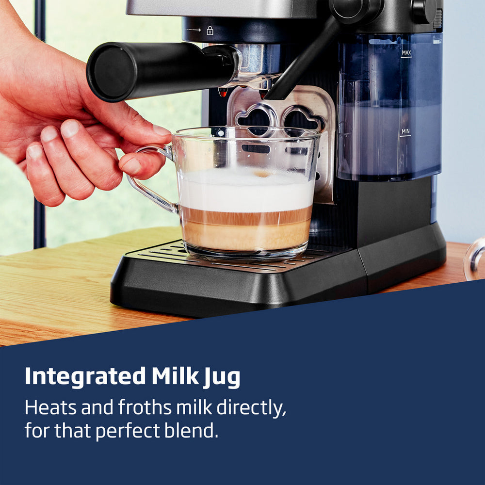 Beko CEP5304X CaffeExperto Semi Automatic Espresso Coffee Machine with Integrated Milk Jug Silver – image 6 of 11
