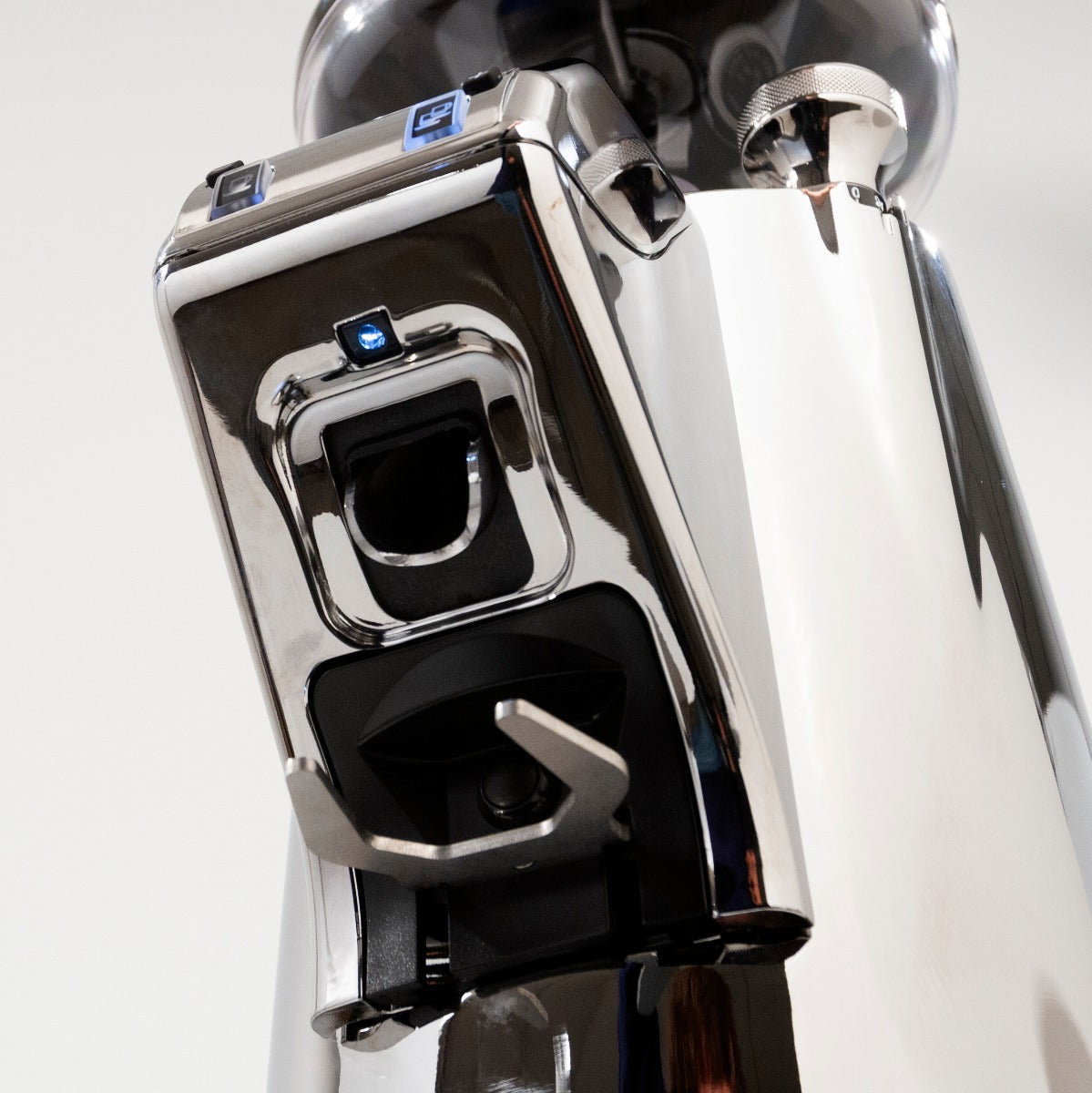 Eureka Olympus 75E High Speed Espresso Grinder in Chrome – image 4 of 11