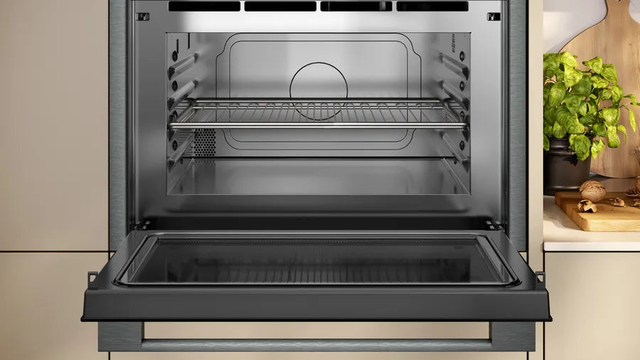 Neff C24GR3XG1B N70 Built-In Microwave Oven with Grill – image 4 of 7