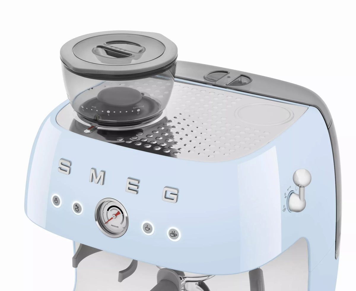 Smeg EGF03PBUK Retro Espresso Coffee Machine with Grinder in Pastel Blue – image 5 of 9