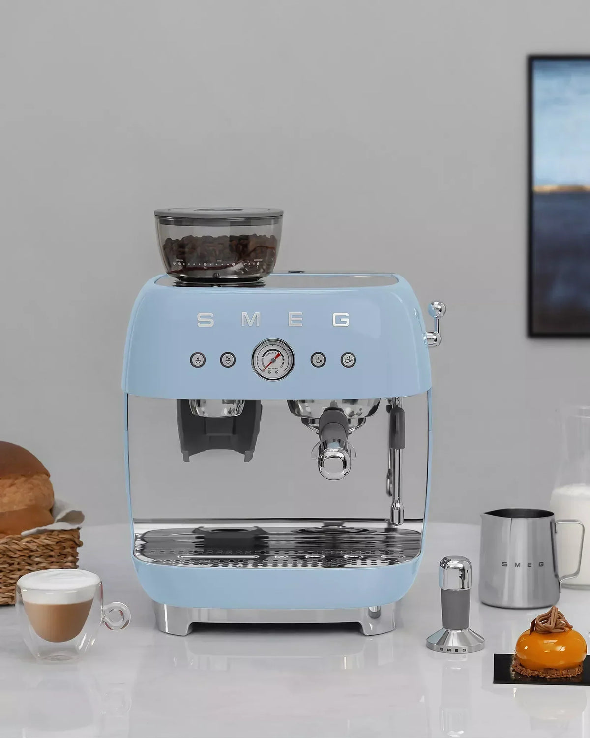 Smeg EGF03PBUK Retro Espresso Coffee Machine with Grinder in Pastel Blue – image 8 of 9