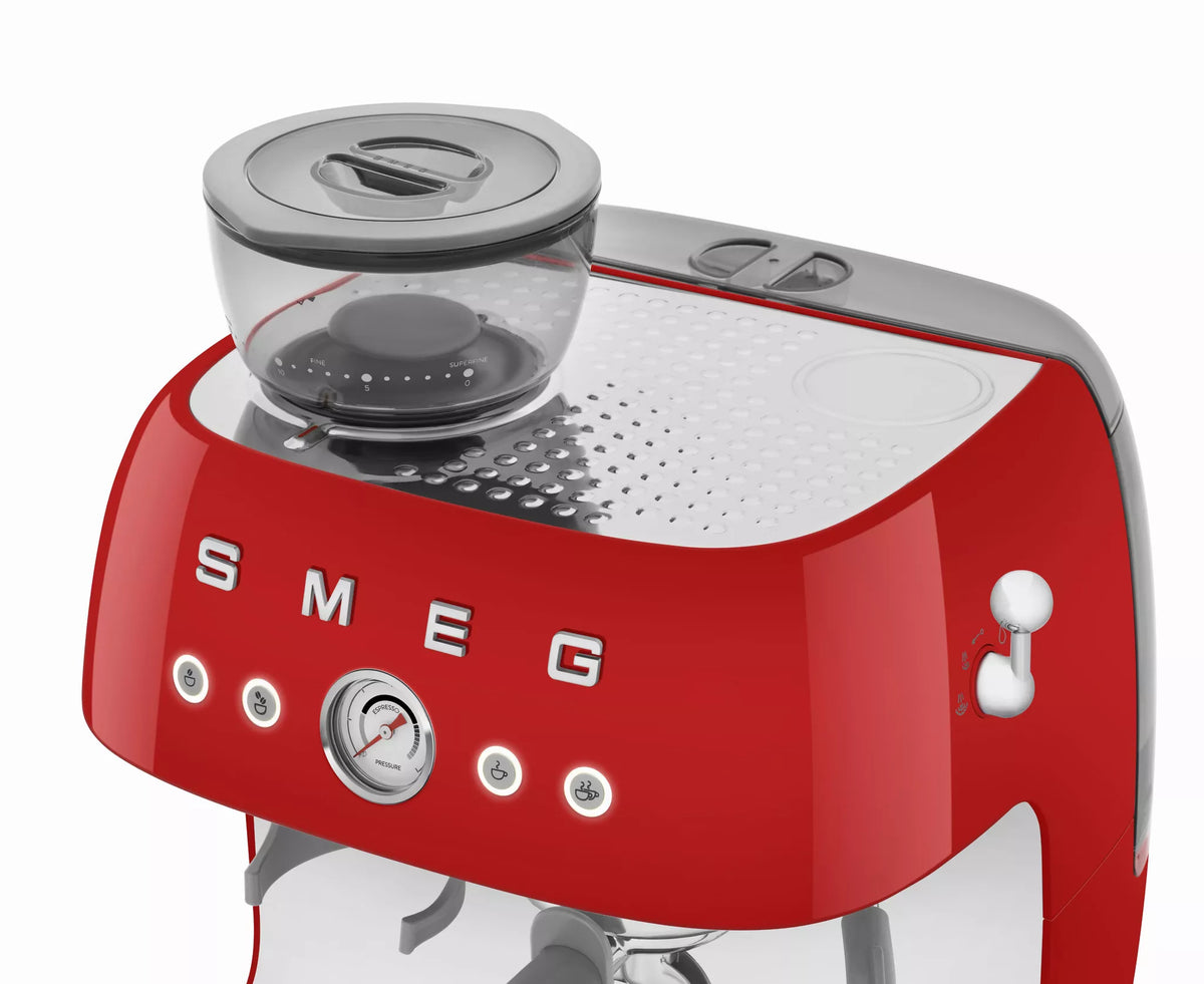 Smeg EGF03RDUK Retro Espresso Coffee Machine with Grinder in Red – image 5 of 8