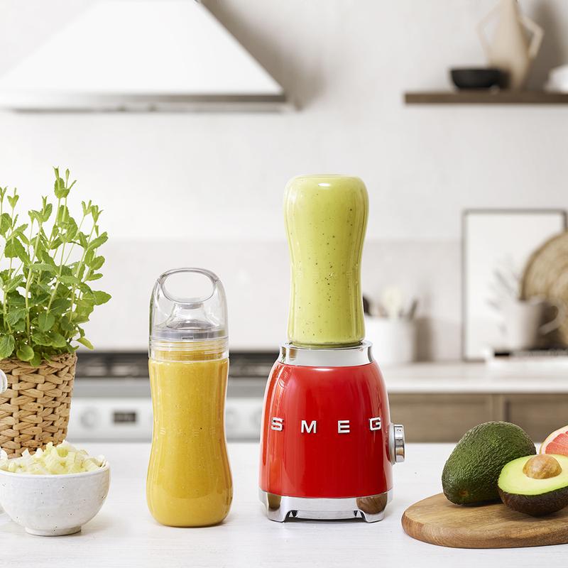 Smeg PBF01RDUK 50s Retro Style Personal Blender Red – image 3 of 6
