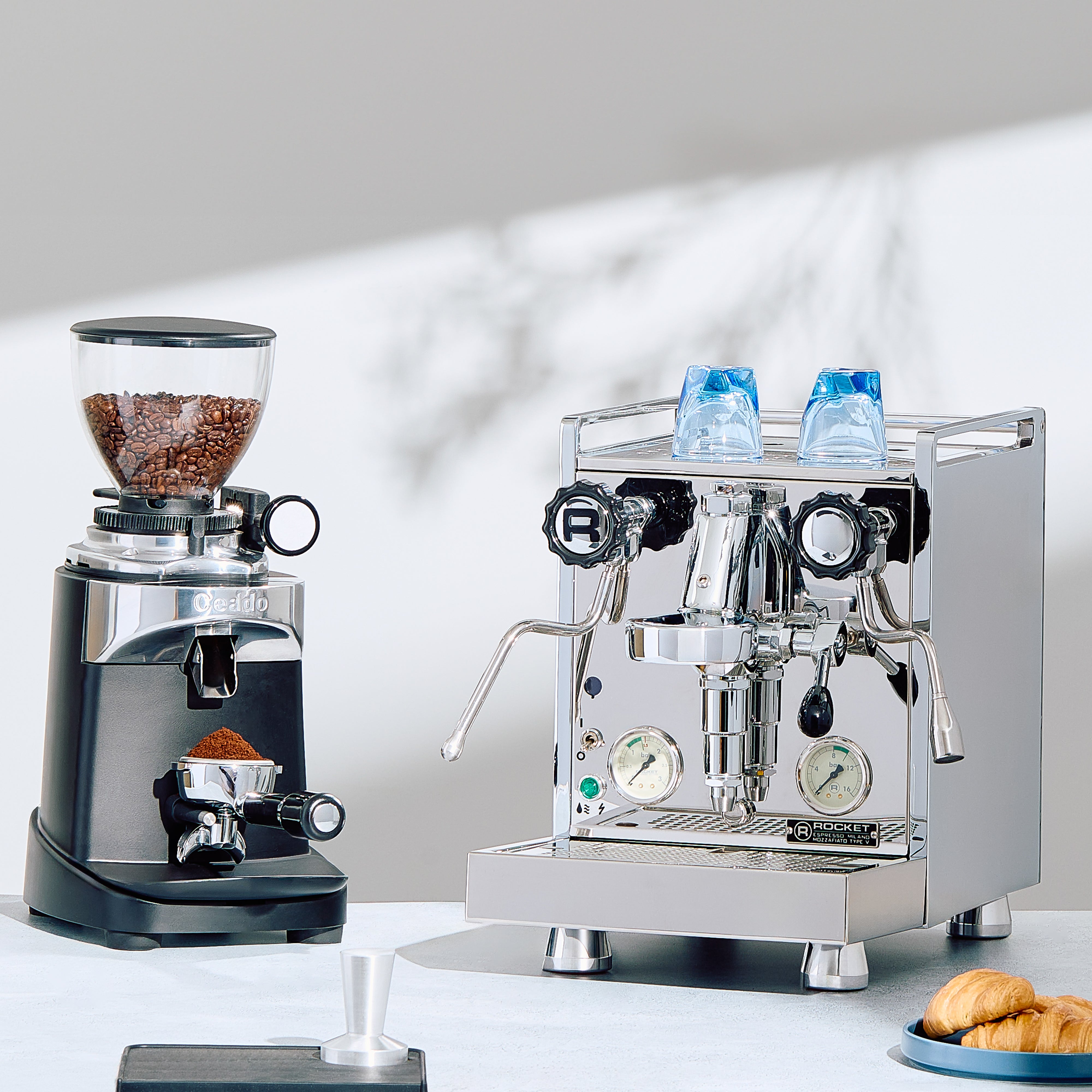 Refurbished Rocket Espresso Mozzafiato Cronometro V Espresso Machine – image 9 of 16