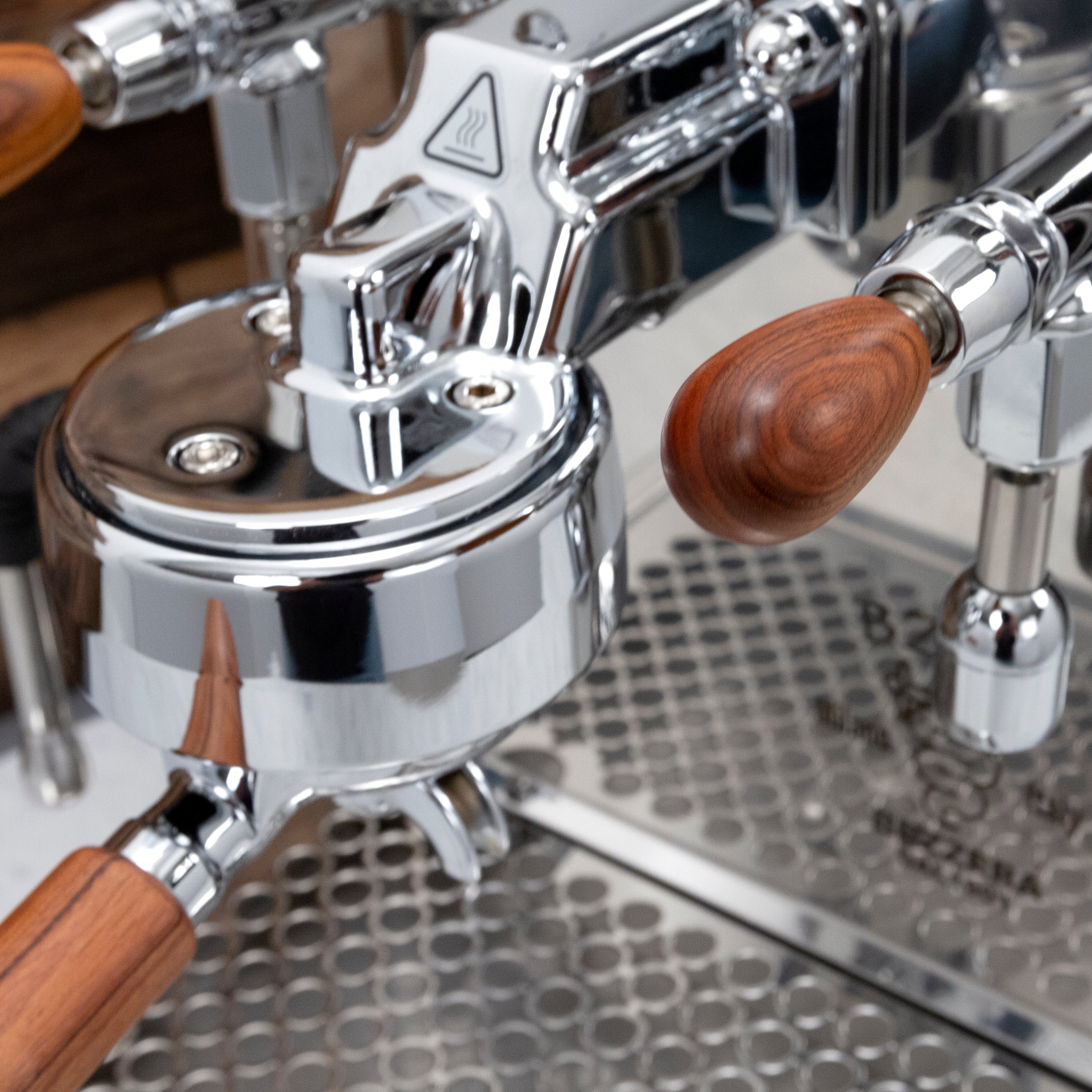 Bezzera BZ10 Espresso Machine – image 9 of 23