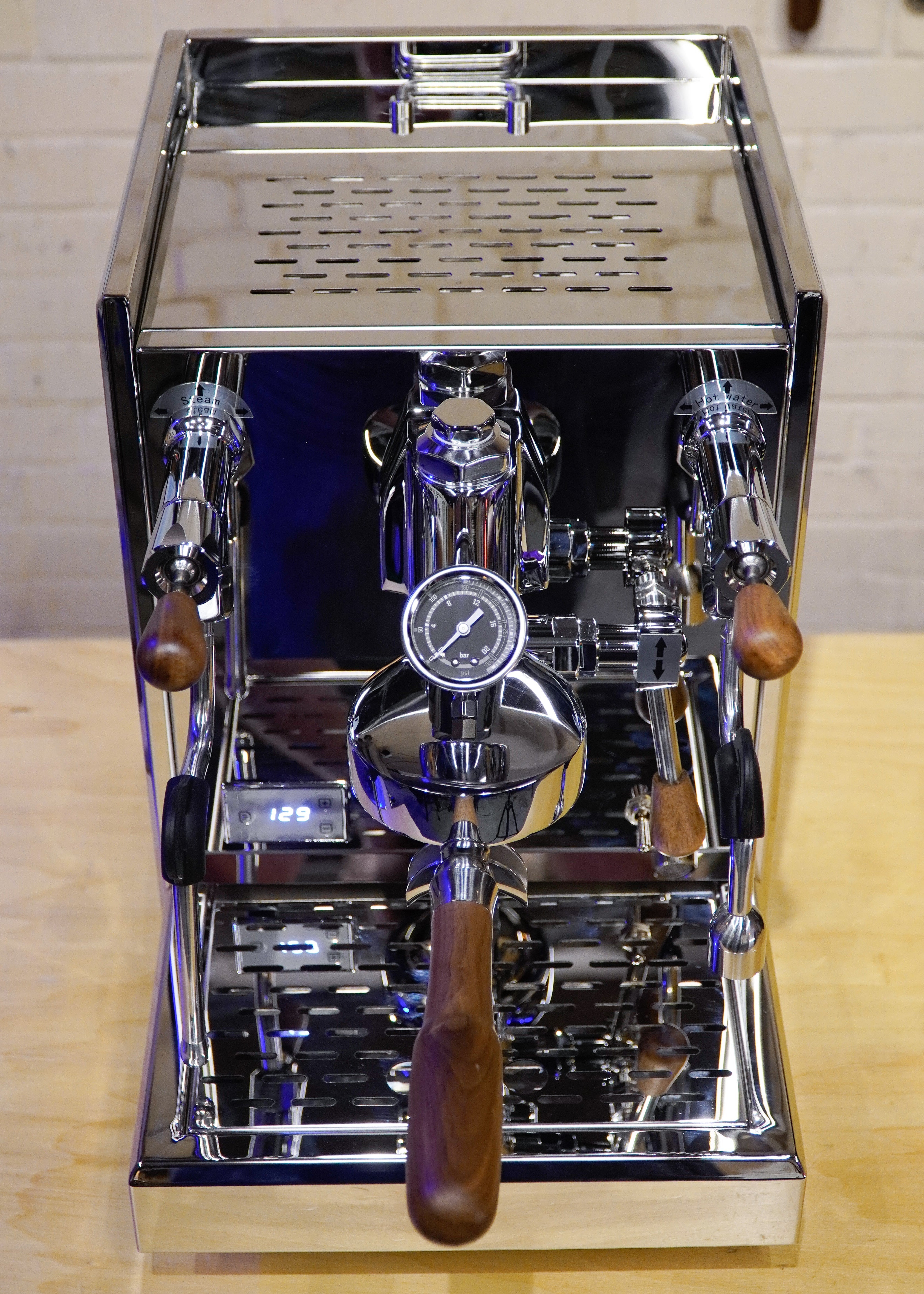 Turin Gallatin V HX Espresso Machine with PID – image 10 of 59