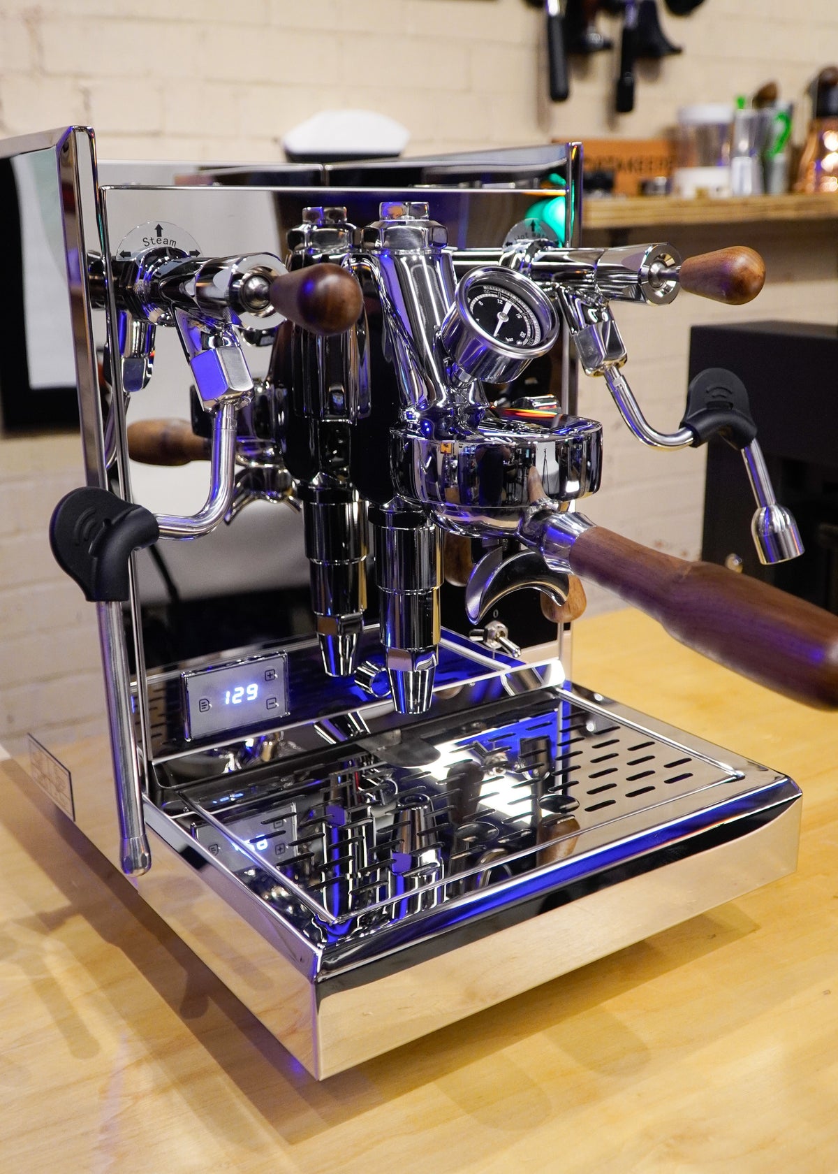 Turin Gallatin V HX Espresso Machine with PID – image 43 of 59