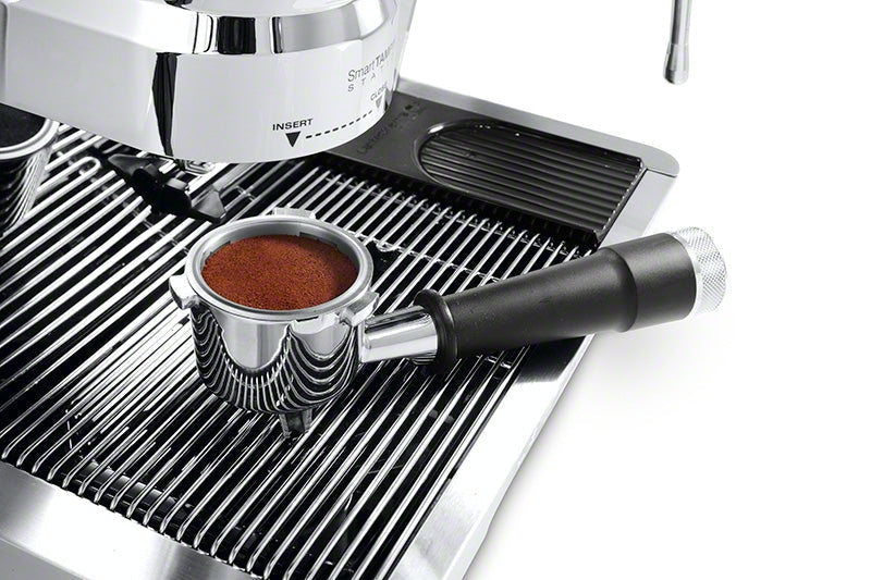 DeLonghi La Specialista Maestro Espresso Machine – image 9 of 16