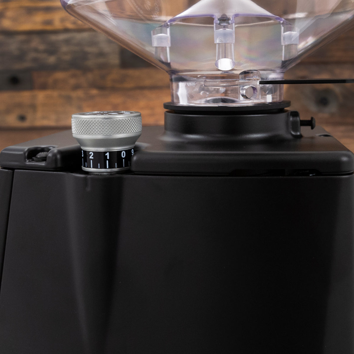 Refurbished Eureka Atom Specialty 75 – image 11 of 24