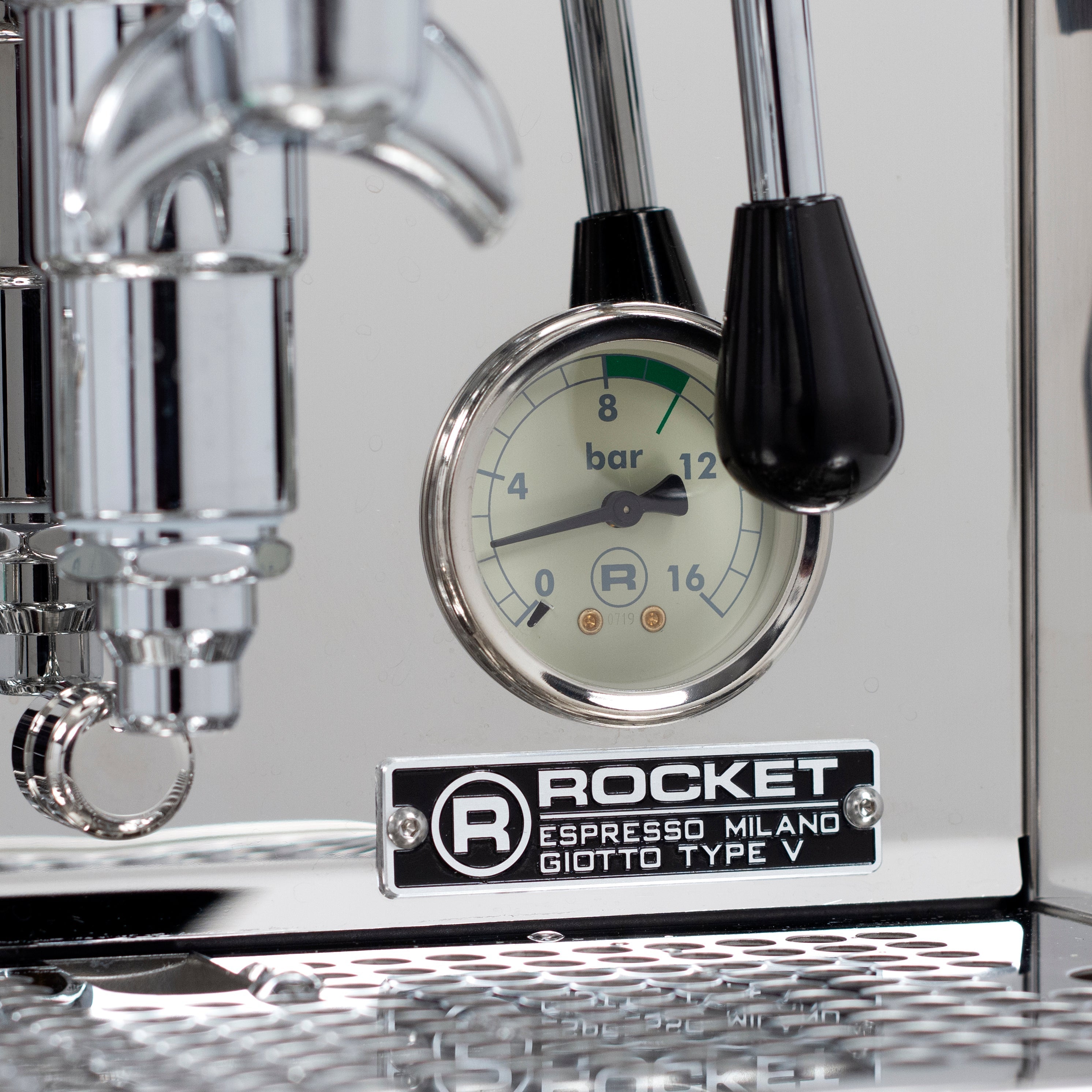 Rocket Espresso Giotto Cronometro V Espresso Machine - OPEN BOX – image 6 of 11