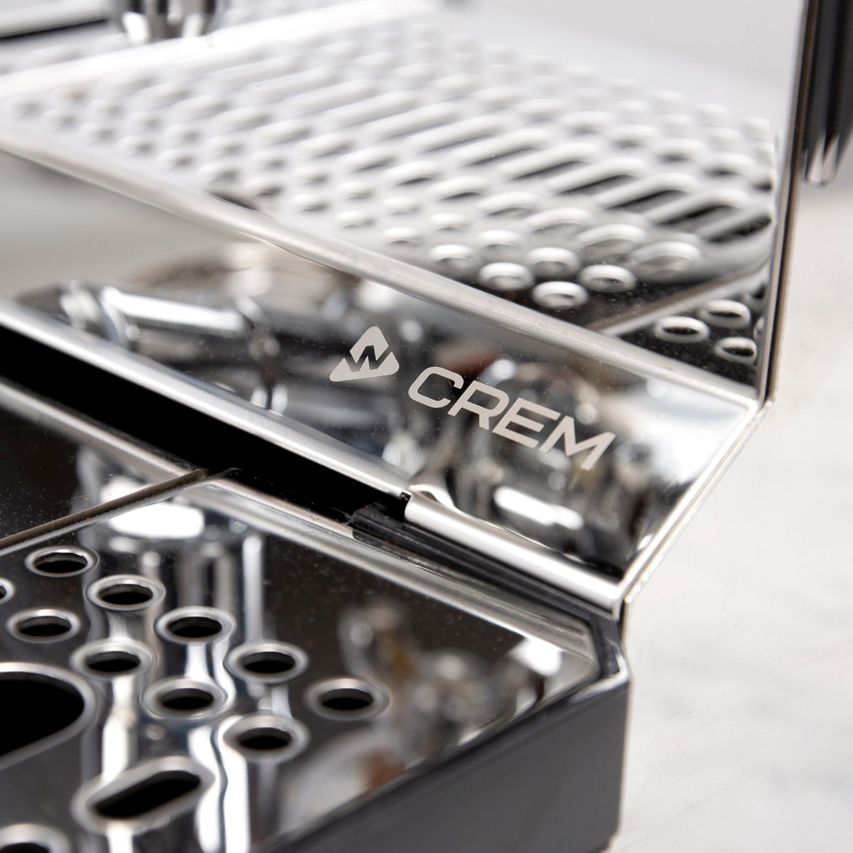Crem ONE INFUSER Dual Boiler Espresso Machine – image 9 of 18