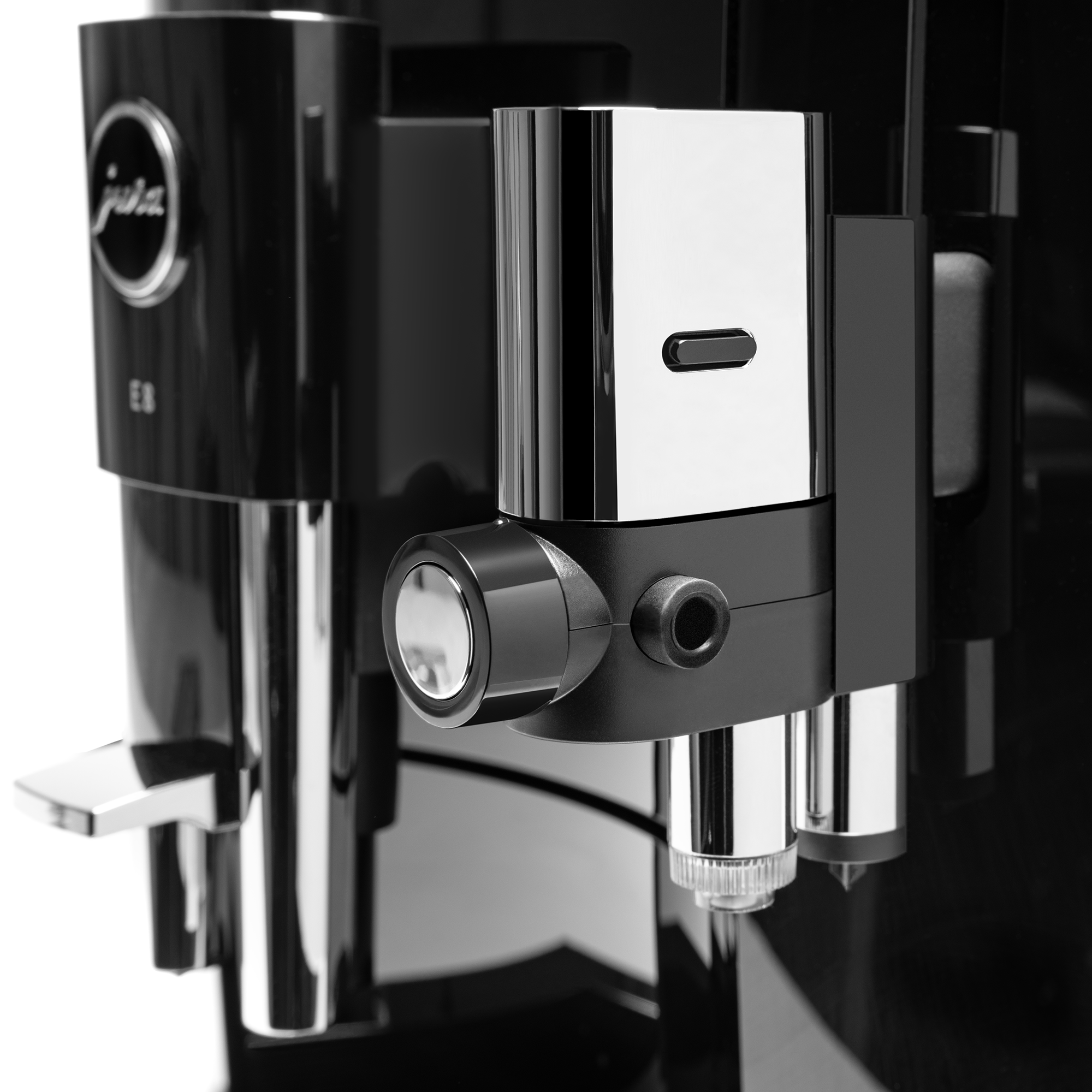 JURA E8 Espresso Machine - Gen 4 – image 6 of 27