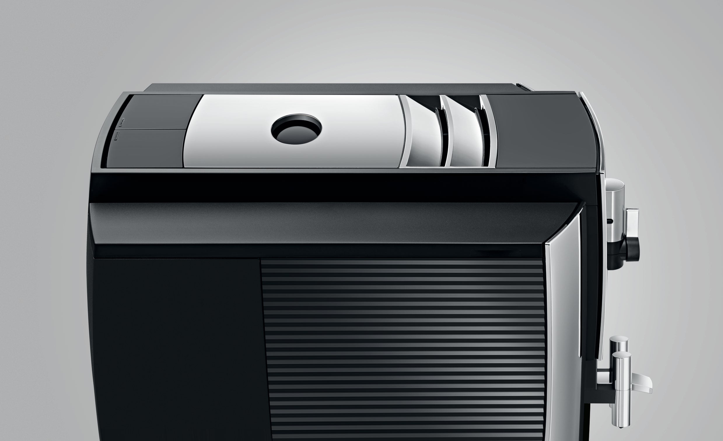JURA S8 Super-Automatic Espresso Machine – image 24 of 33