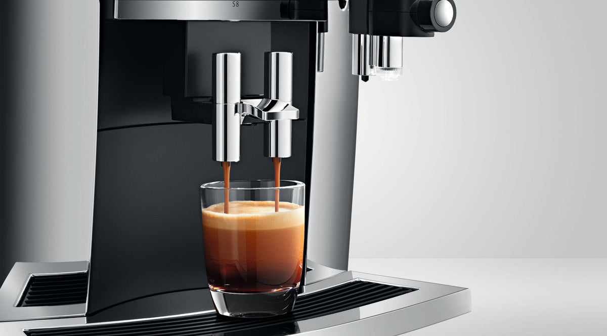 JURA S8 Super-Automatic Espresso Machine – image 17 of 33