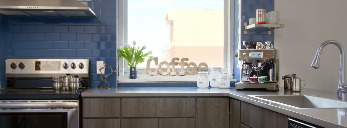 Breville BES990BSS Oracle Touch Espresso Machine – image 7 of 8