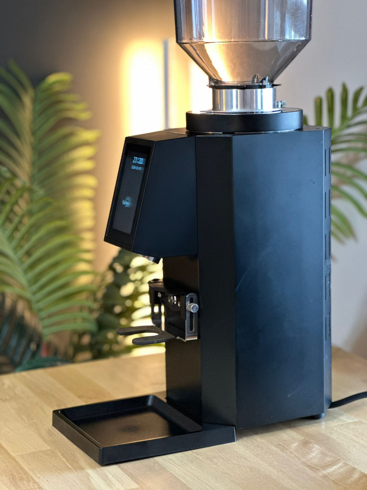 Turin ZF83 Commercial Espresso Grinder – image 27 of 48