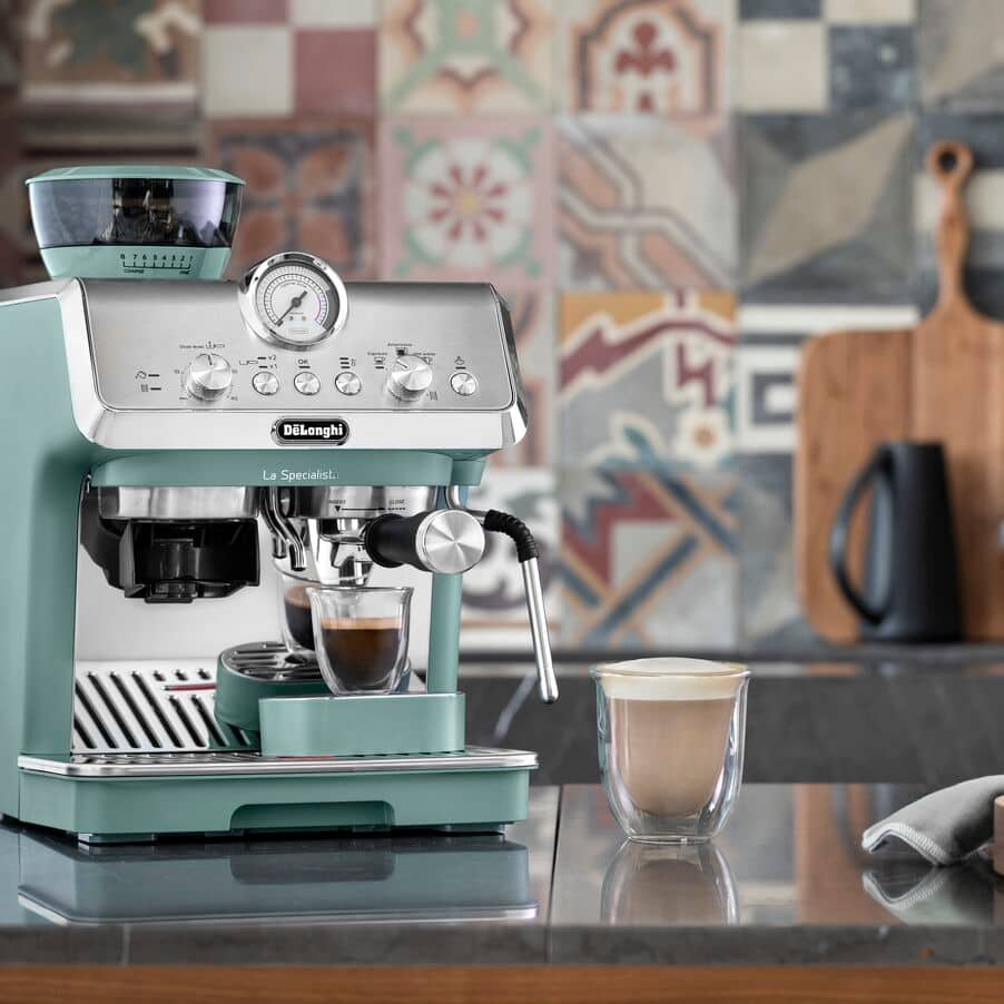 Delonghi EC9155.GR La Specialista Arte Compact Manual Bean to Cup Coffee Machine Green – image 6 of 6