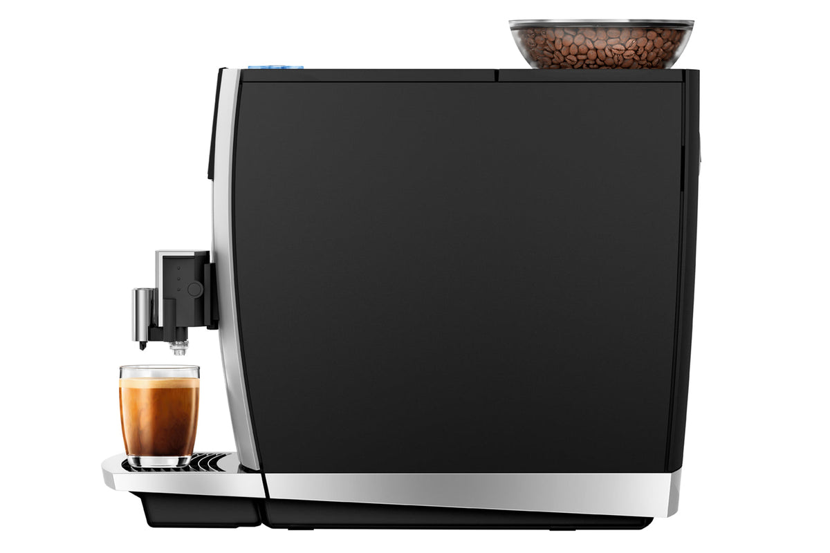 Refurbished JURA GIGA 6 Espresso Machine – image 6 of 13