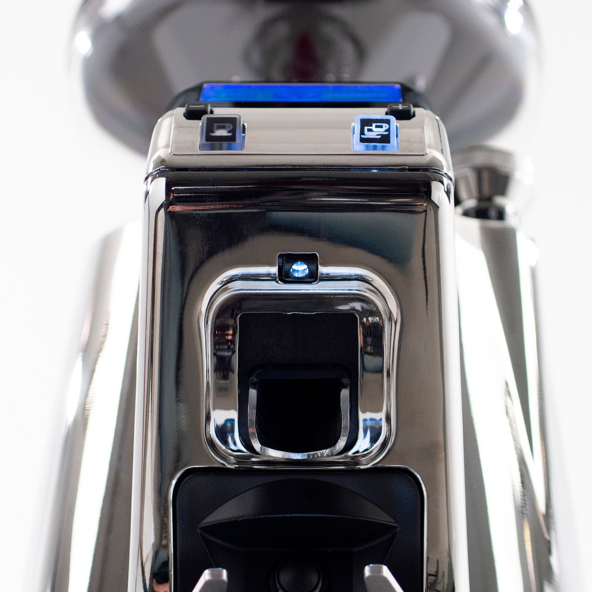 Eureka Zenith 65E High Speed Espresso Grinder in Chrome – image 5 of 15