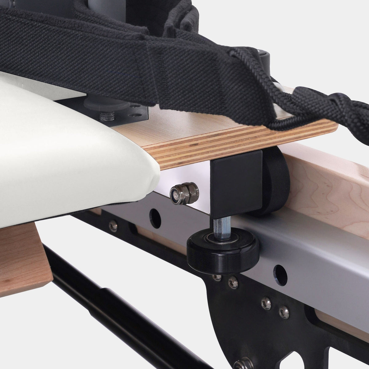 Reformora Maple Foldable Pilates Reformer – Studio-Level Foldable Reformer