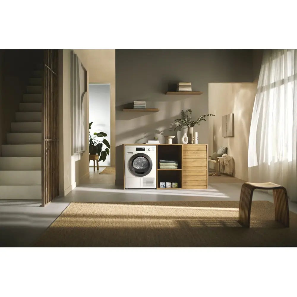 Miele TEC645WP EcoSpeed 8kg Freestanding Heat Pump Tumble Dryer Lotus White – image 4 of 5