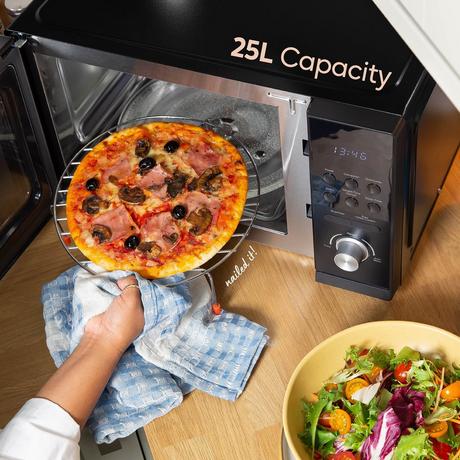 Russell Hobbs RHMAF2508B 25 Litres Combination Air Fryer Microwave – image 7 of 10