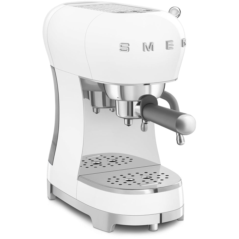 Smeg ECF02WHUK 50s Retro Style Espresso Coffee Machine with Steam Wand White – image 3 of 6